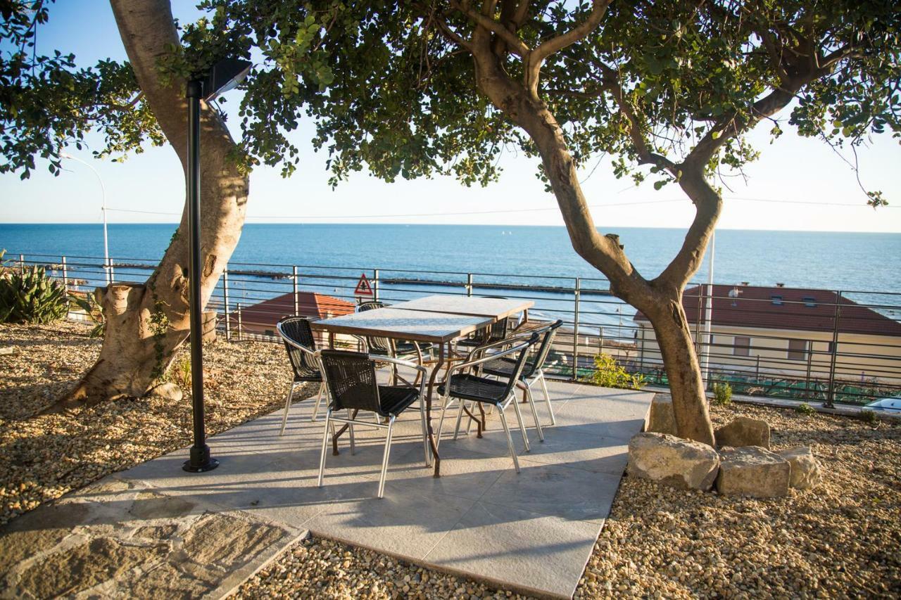 Terramata Resort Case Vacanza Santo Stefano al Mare Kültér fotó